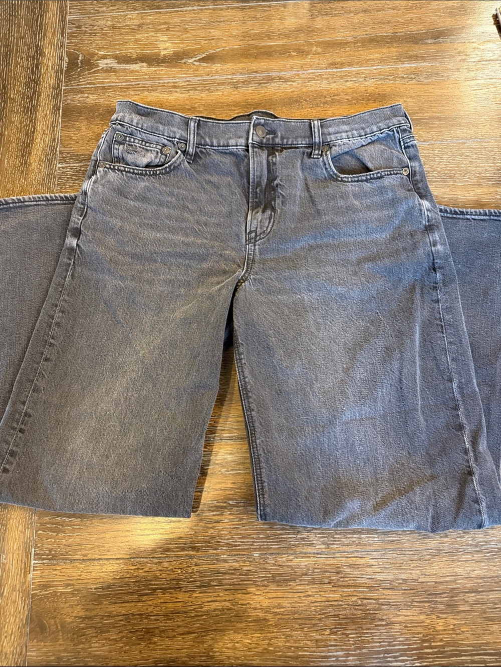 American Eagle Outfitters Wide-Leg Jeans in Faded Black